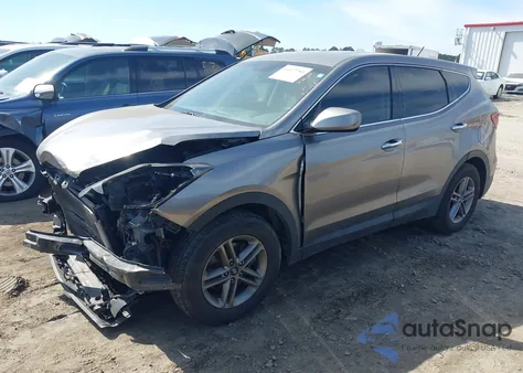 2018 Hyundai Santa Fe Sport 2.4L z USA, uszkodzony, nr VIN 5NMZT3LBXJH062701